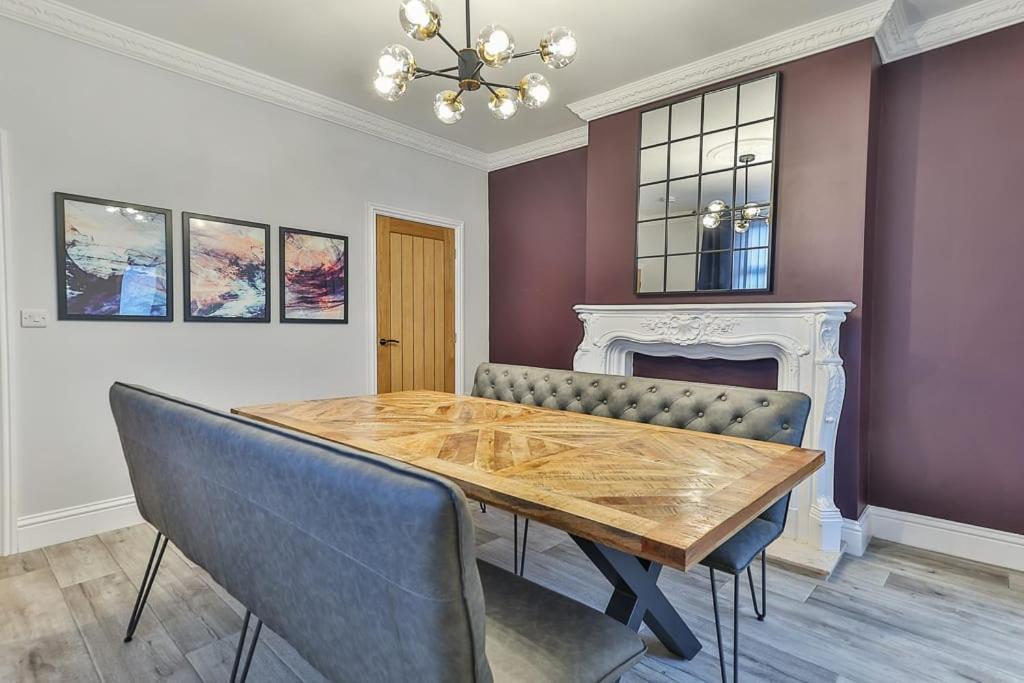 Luxury Spacious Pad With Games Room Sheffield Kültér fotó