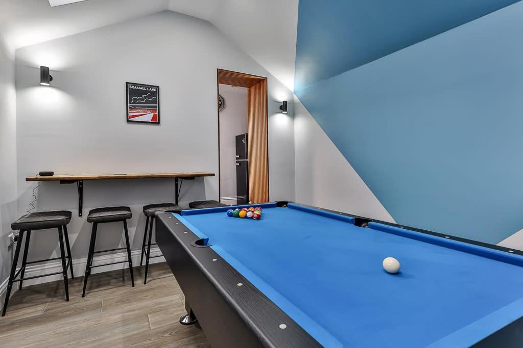 Luxury Spacious Pad With Games Room Sheffield Kültér fotó