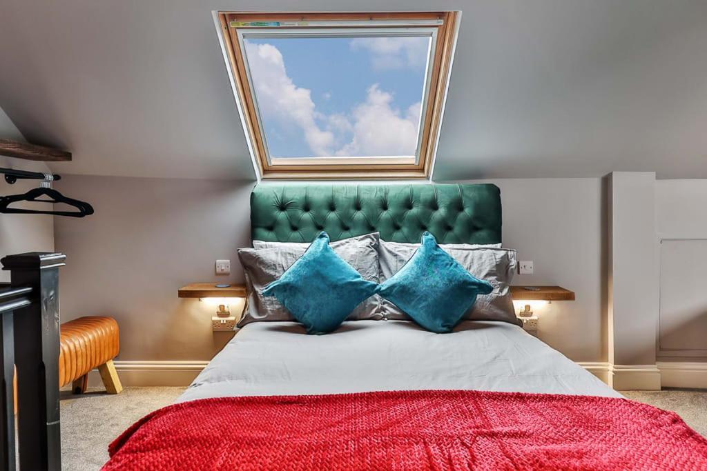 Luxury Spacious Pad With Games Room Sheffield Kültér fotó