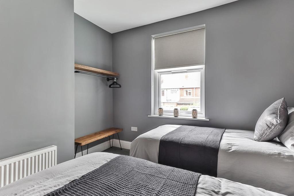 Luxury Spacious Pad With Games Room Sheffield Kültér fotó